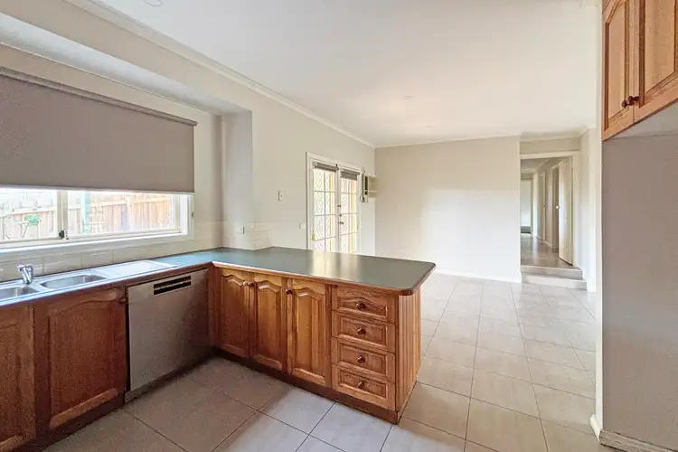 Fifth view of Homely house listing, 1 Maple Way, Warragul VIC 3820