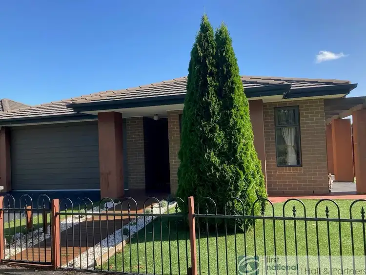 18 Olive Grove, Officer VIC 3809