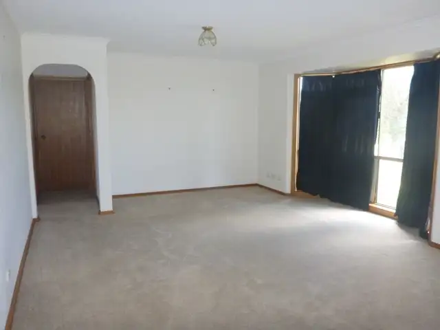 Second view of Homely house listing, 6 Birchman Court, Wodonga VIC 3690