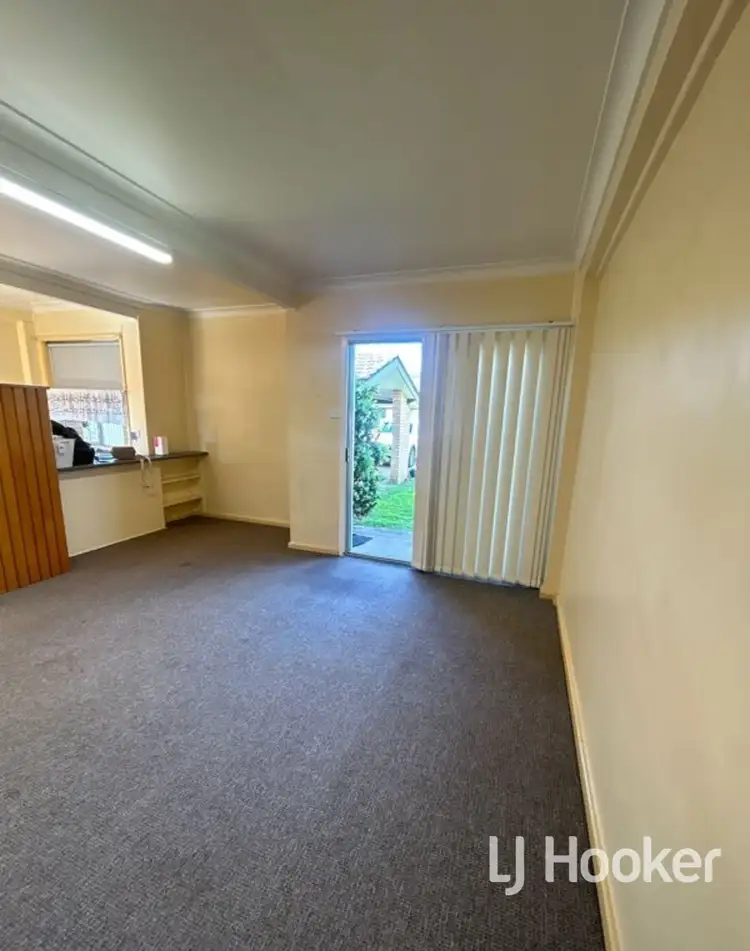 Fifth view of Homely unit listing, 3/36 Moore Street, Inverell NSW 2360