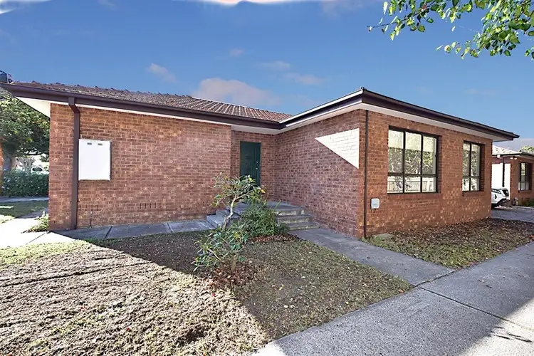 1/12 Crown Avenue, Mordialloc VIC 3195