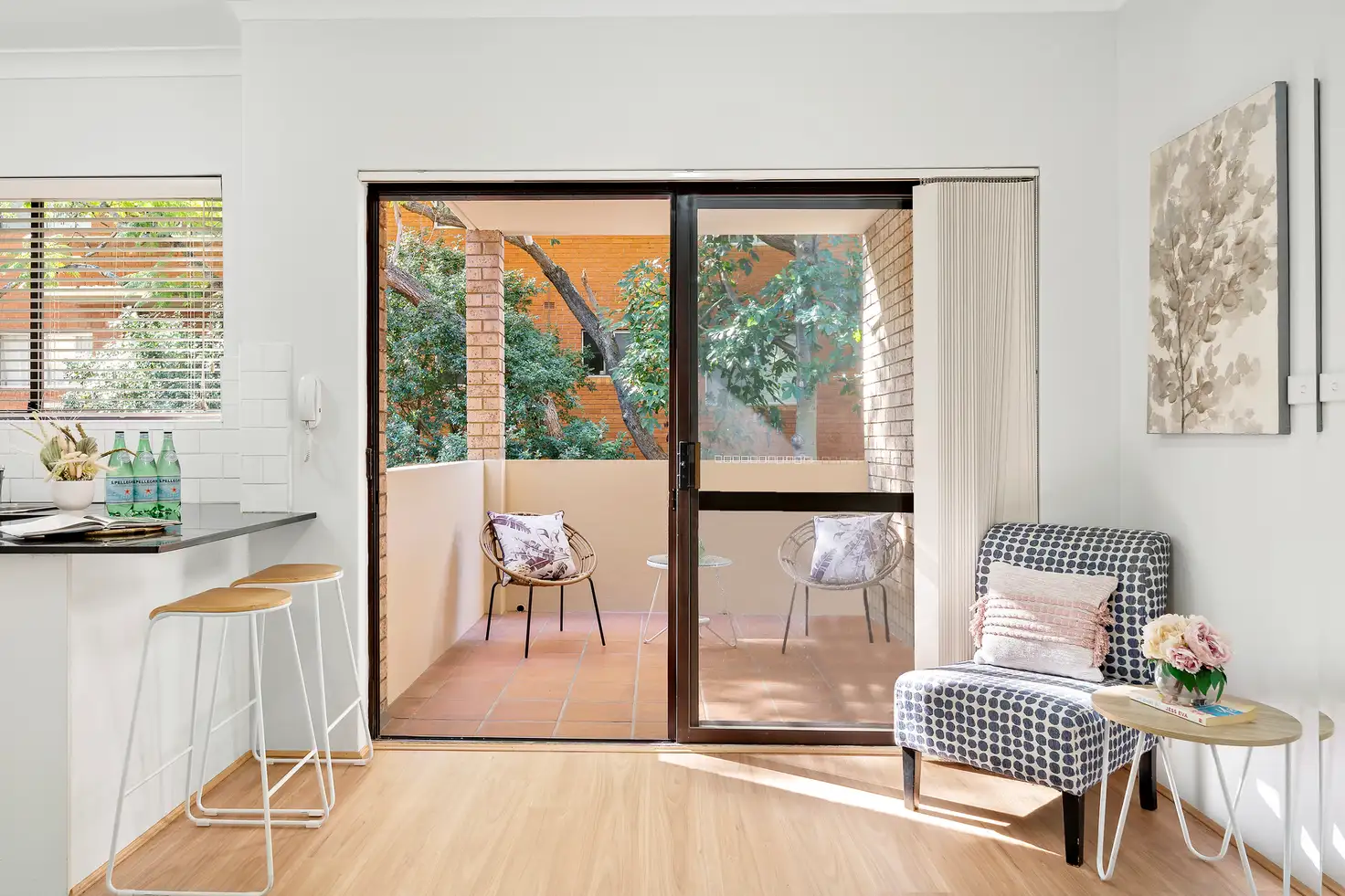 Main view of Homely unit listing, 10/10-14 The Strand, Rockdale NSW 2216