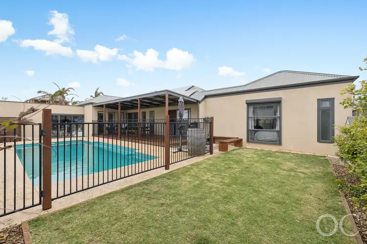 12 Elberry Close