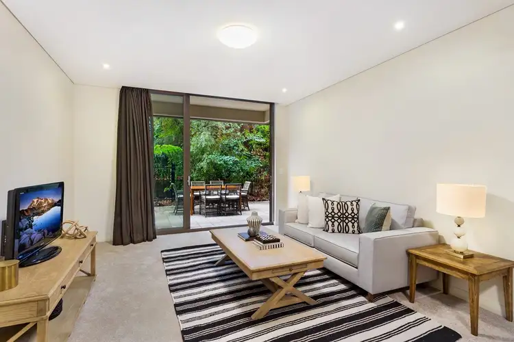 Second view of Homely apartment listing, 3/2 Clydesdale Place, Pymble NSW 2073