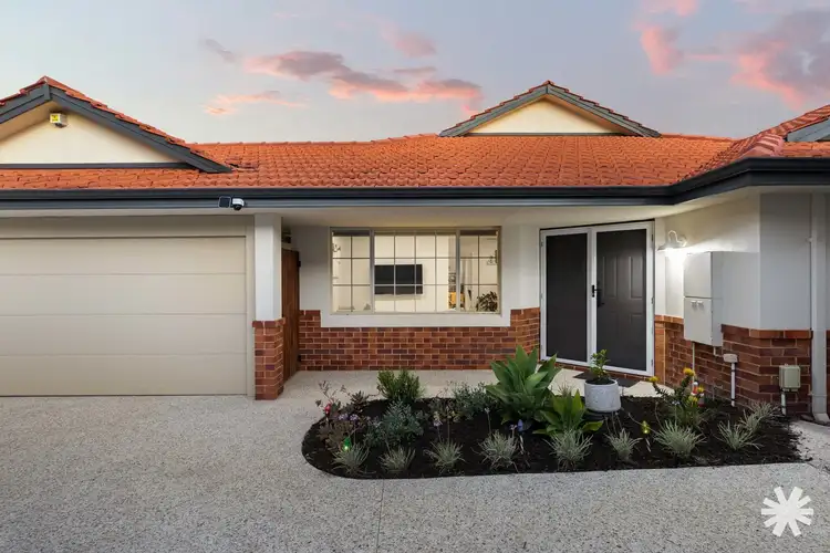 2/68 Edgecumbe Street