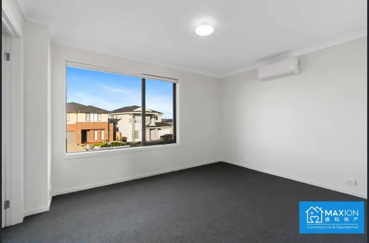 2/25 Louisville Drive, Thornhill Park VIC 3335