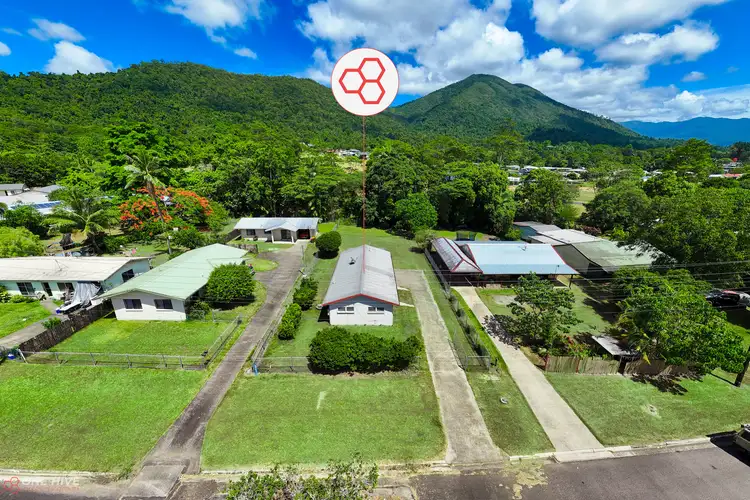 143 Bryant Street, Tully QLD 4854