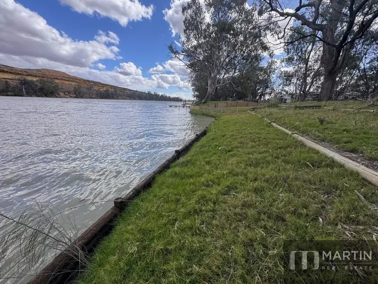 44/1 Pelican Parade, Morgan SA 5320