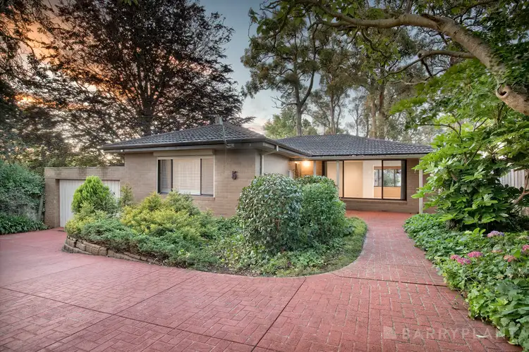 5 Kings Road, Emerald VIC 3782