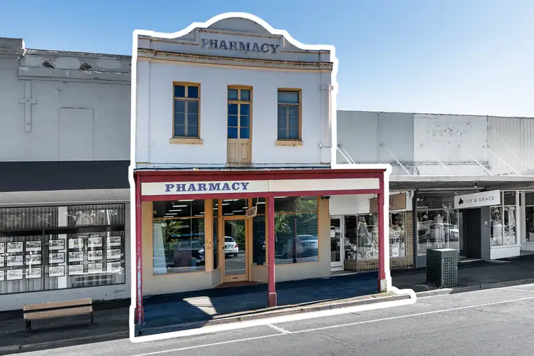 31 Mostyn Street, Castlemaine VIC 3450