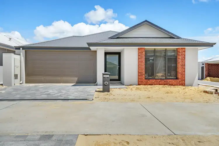 4 Currawong Loop, Treeby WA 6164