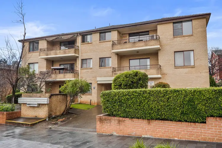 6/185 Hawkesbury Road