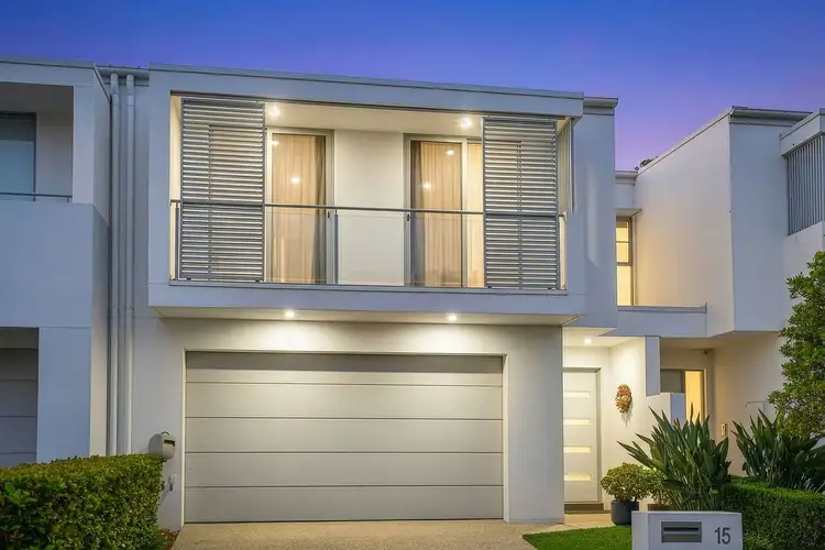 15 Central Park Avenue