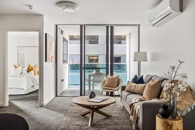 504/102-110 Waymouth Street