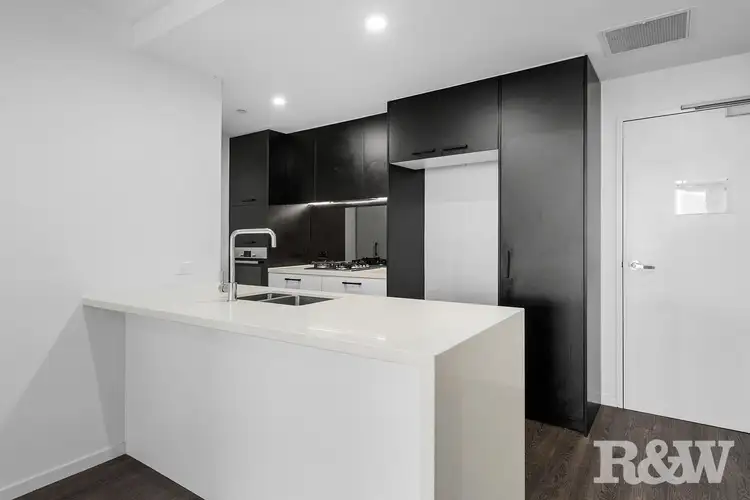 906/28 Wolseley Street