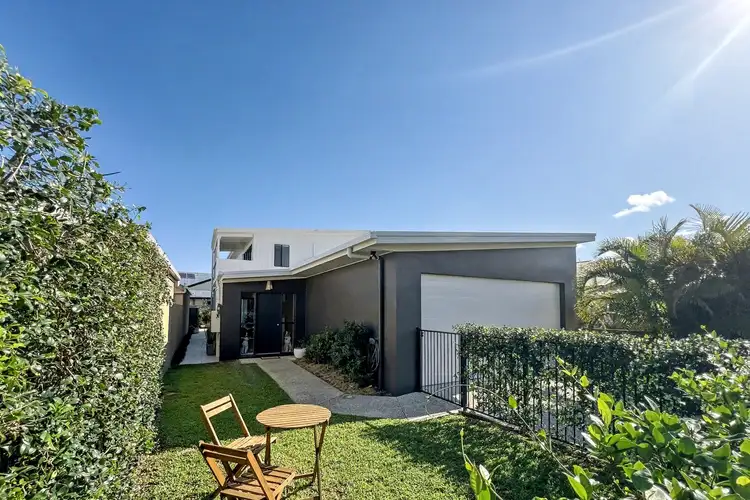 21 Sanibel Court, Kawana Island QLD 4575