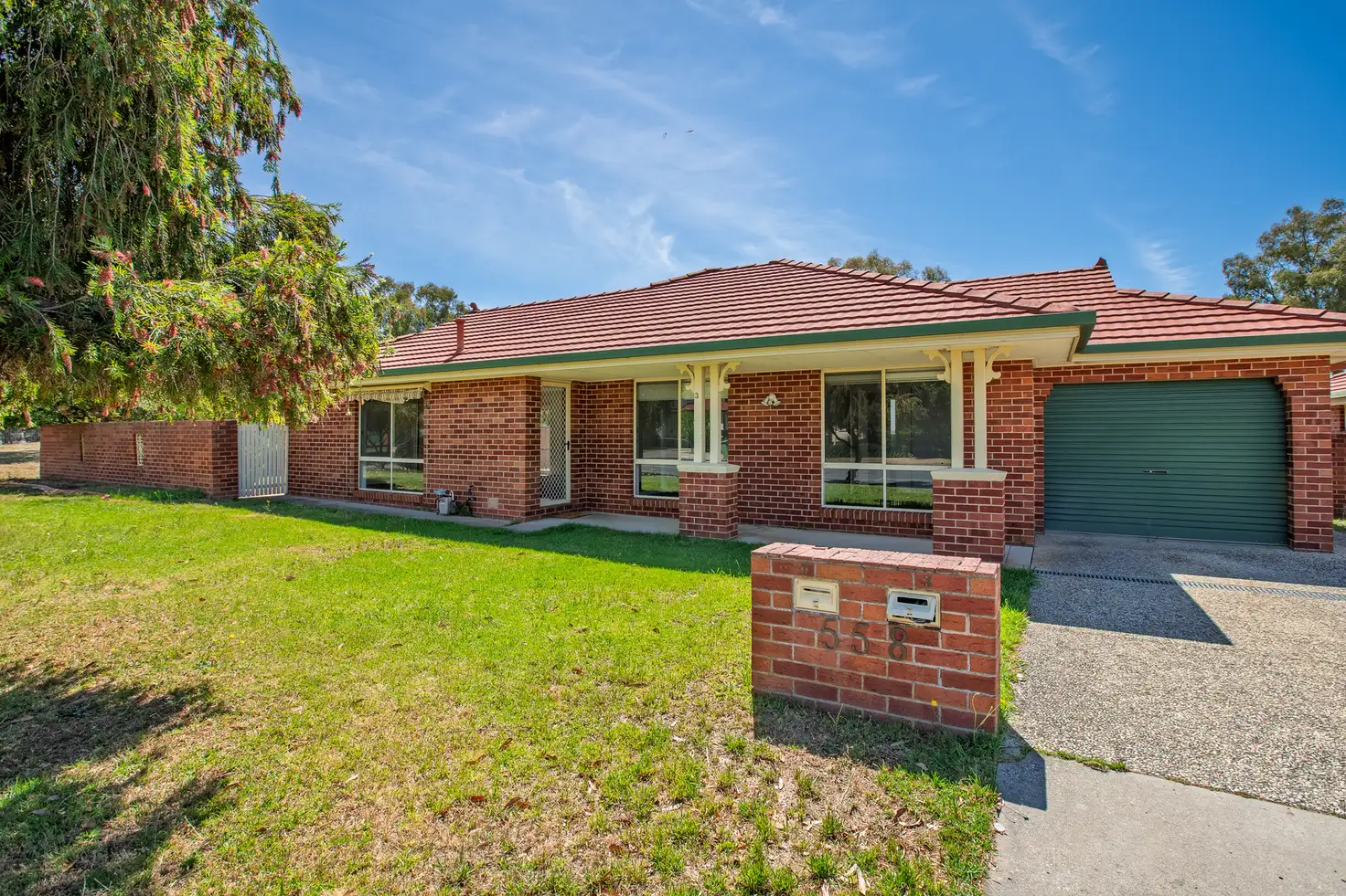 Main view of Homely townhouse listing, 3/558 Webb Street, Lavington NSW 2641