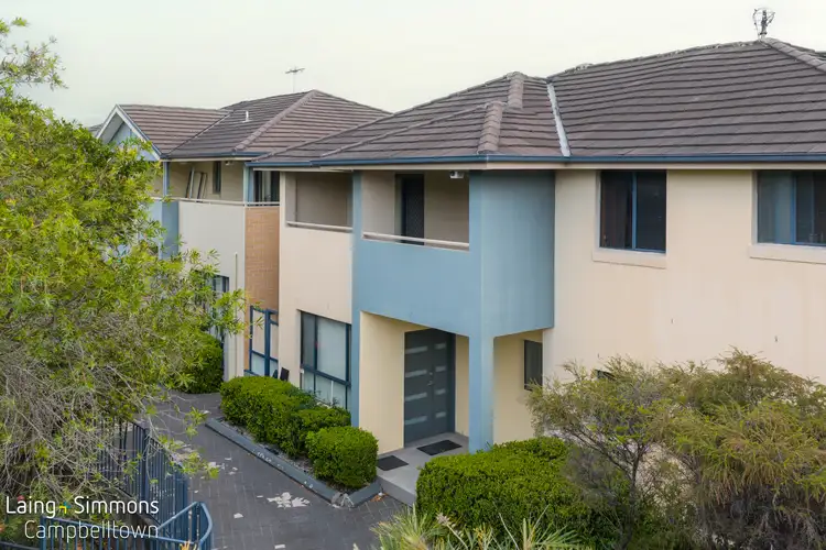 2/39 Mayberry Crescent