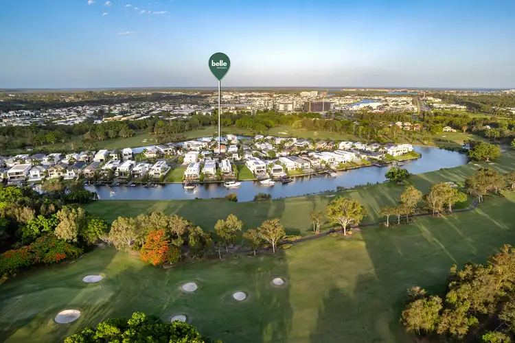 7689 Fairway Boulevard