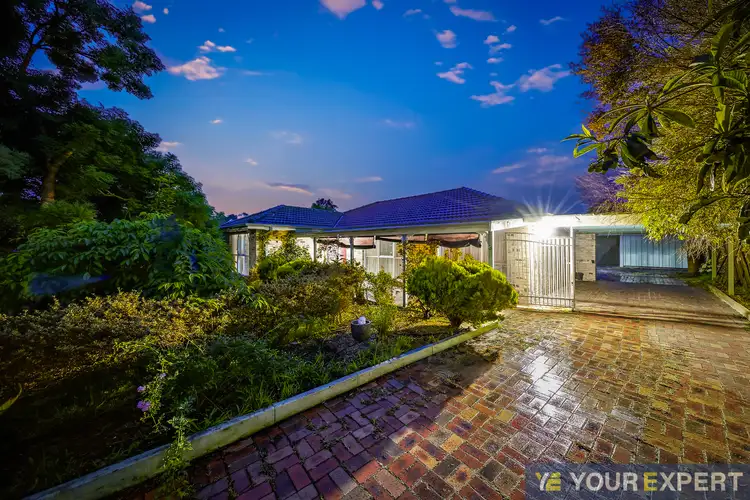 Second view of Homely house listing, 3 Yates Court, Mooroolbark VIC 3138