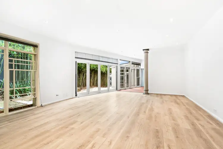 2/113a Nelson Street