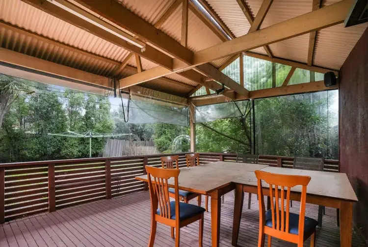 5 Newbold Avenue, Craigieburn VIC 3064