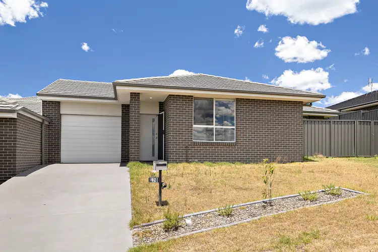 2/20 Becher Street, Farley NSW 2320