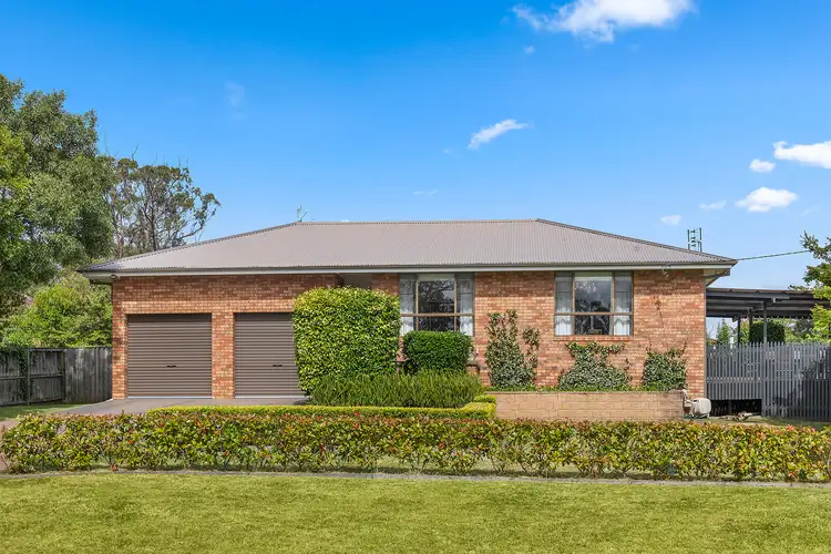 8 Warrigal Street, Willow Vale NSW 2575