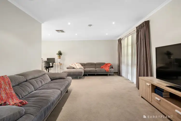 Sixth view of Homely house listing, 9 Simon Court, Brookfield VIC 3338
