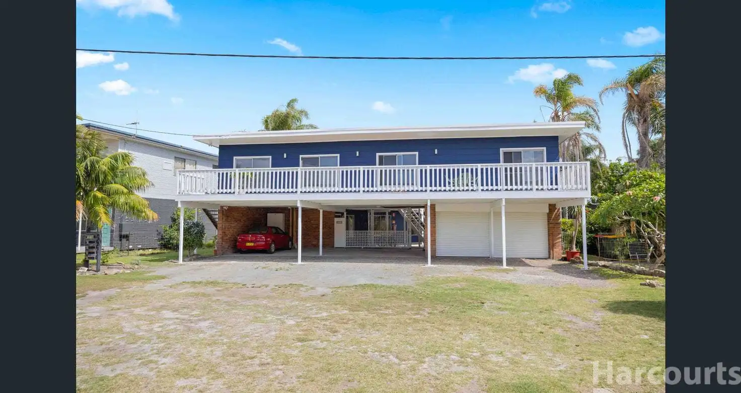 Main view of Homely unit listing, 2/1713 Ocean Drive, Lake Cathie NSW 2445