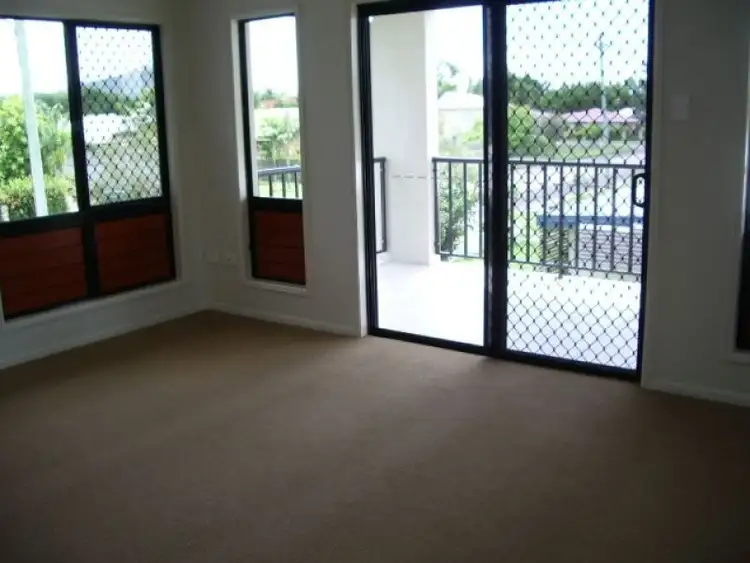 Fifth view of Homely townhouse listing, 1/32 Camp Street, Mundingburra QLD 4812