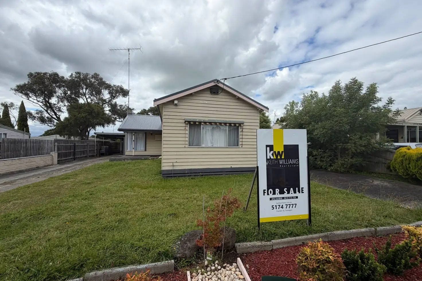 Main view of Homely house listing, 6 Garden Grove, Traralgon VIC 3844
