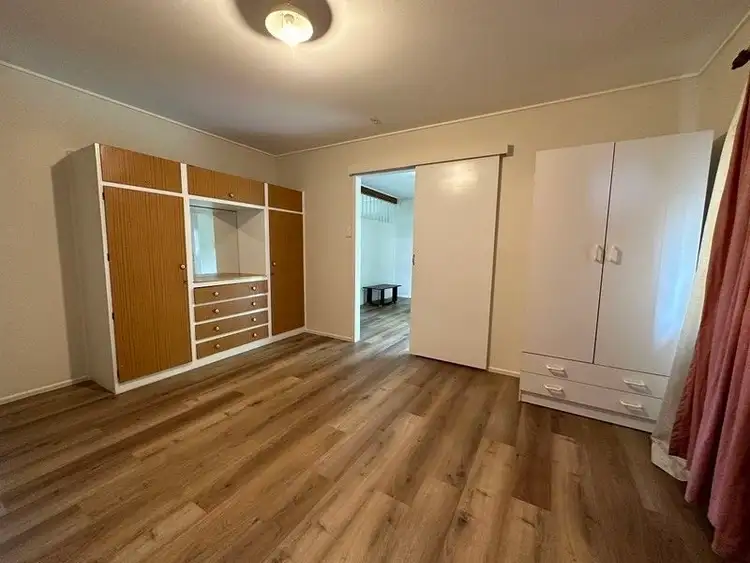 Fifth view of Homely unit listing, 4/27 Salisbury Road, Ipswich QLD 4305