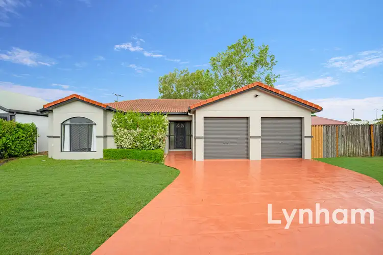 12 Carpentaria Close