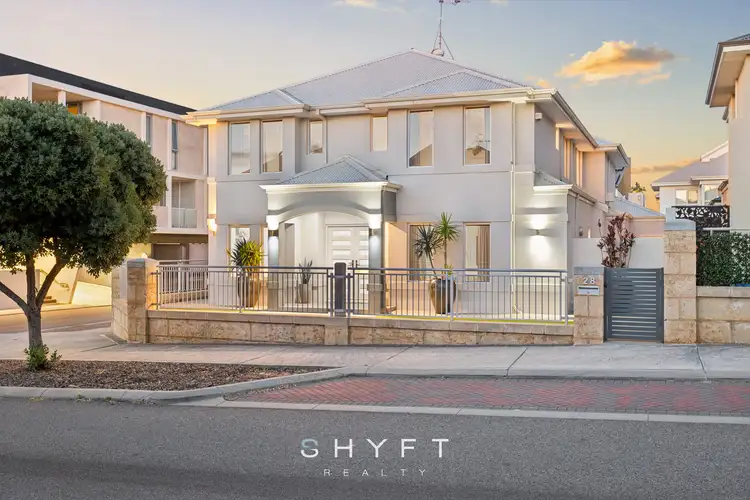 28 Shoreham Turn, Mindarie WA 6030