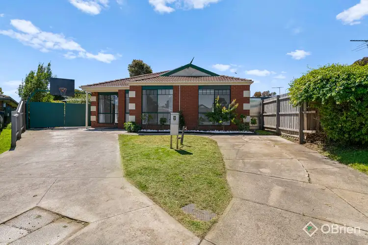 7 Curnow Court, Cranbourne West VIC 3977