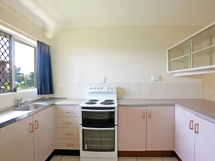 Second view of Homely apartment listing, 2/2 Bultarra Crescent, Kirwan QLD 4817