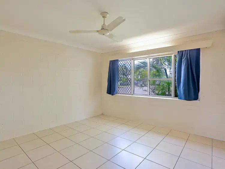 Fifth view of Homely apartment listing, 2/2 Bultarra Crescent, Kirwan QLD 4817