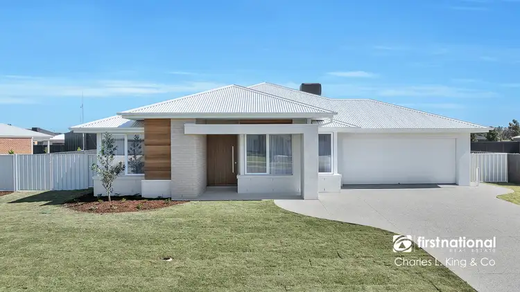 53 Currawong Circuit