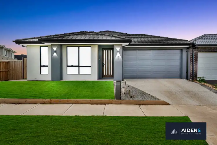 5 Strong View, Fraser Rise VIC 3336