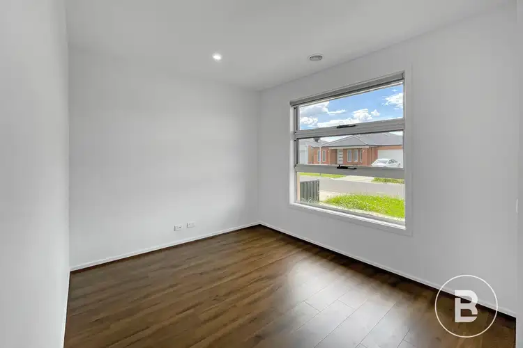 Fifth view of Homely house listing, 118 Willoby Drive, Alfredton VIC 3350