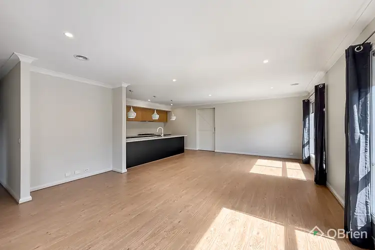 Fifth view of Homely house listing, 6 Regis Avenue, Warragul VIC 3820