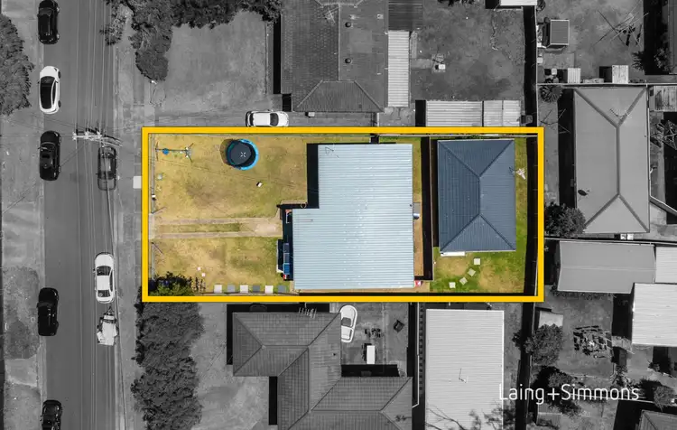 13 & 13a Roebuck Crescent, Willmot NSW 2770