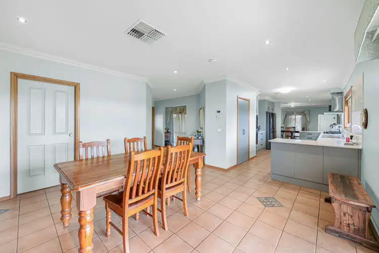 Fifth view of Homely house listing, 38 Madang Road, Robinvale VIC 3549