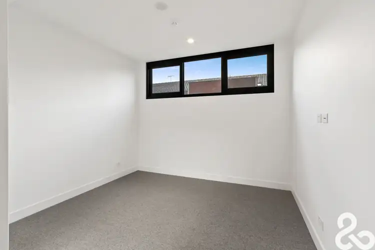 Fourth view of Homely townhouse listing, 5/1114 Burke Road, Balwyn North VIC 3104