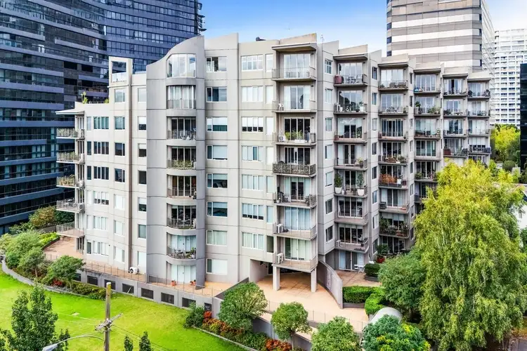 303/23 Queens Road, Melbourne VIC 3004