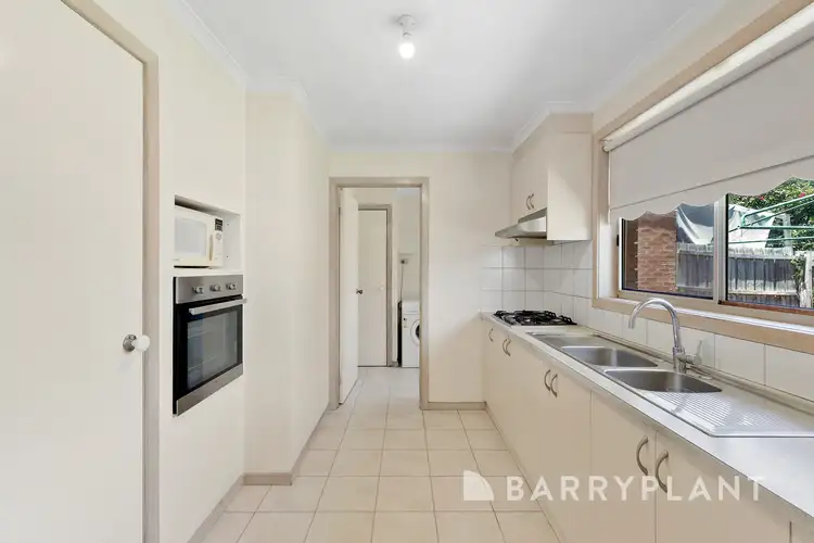 Fifth view of Homely unit listing, 2/121 Fox Street, St Albans VIC 3021