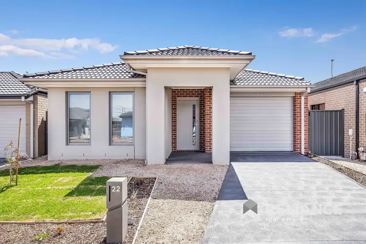 22 Pintail Drive, Melton South VIC 3338