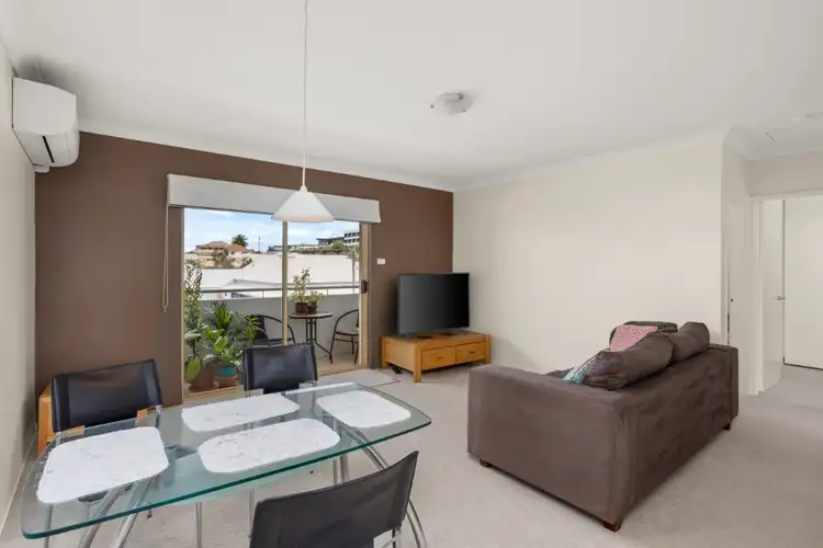 Sixth view of Homely unit listing, 7/11B Wittenoom Street, Bunbury WA 6230
