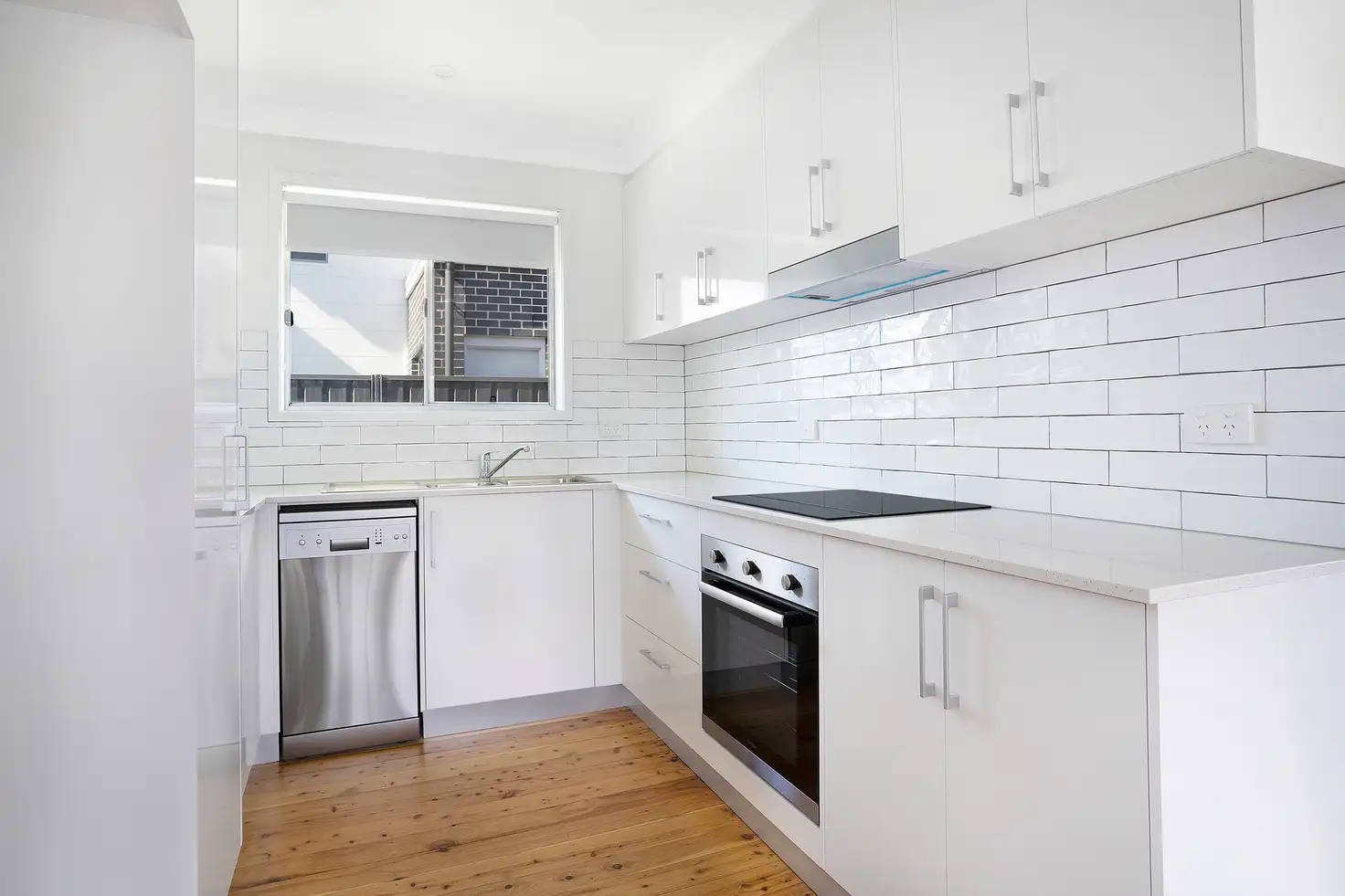 Main view of Homely unit listing, 1/33 Osborne Parade, Warilla NSW 2528